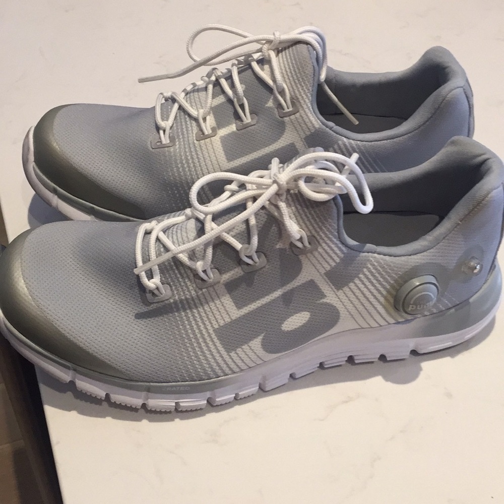 COPY - Reebok Women’s Z-Pump Sneaker size 7